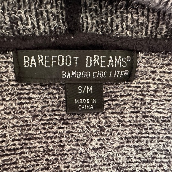 Barefoot Dreams Bamboo Chic Lite Open Waterfall Wrap Cardigan Size S/M Gray - Picture 9 of 10